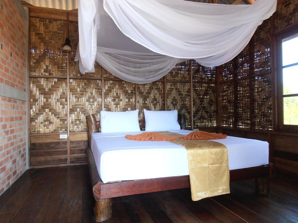 Ban Ban Bangalow Koh Jum Esterno foto