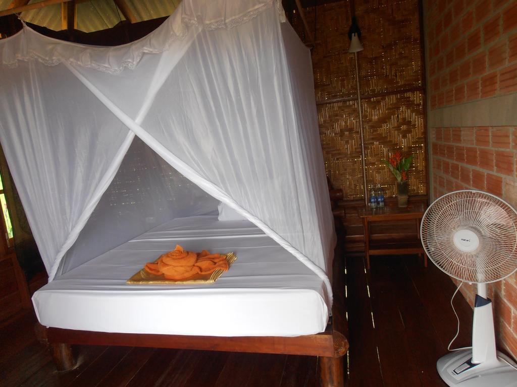 Ban Ban Bangalow Koh Jum Esterno foto
