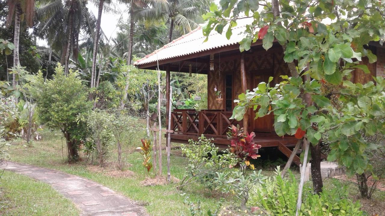 Ban Ban Bangalow Koh Jum Esterno foto