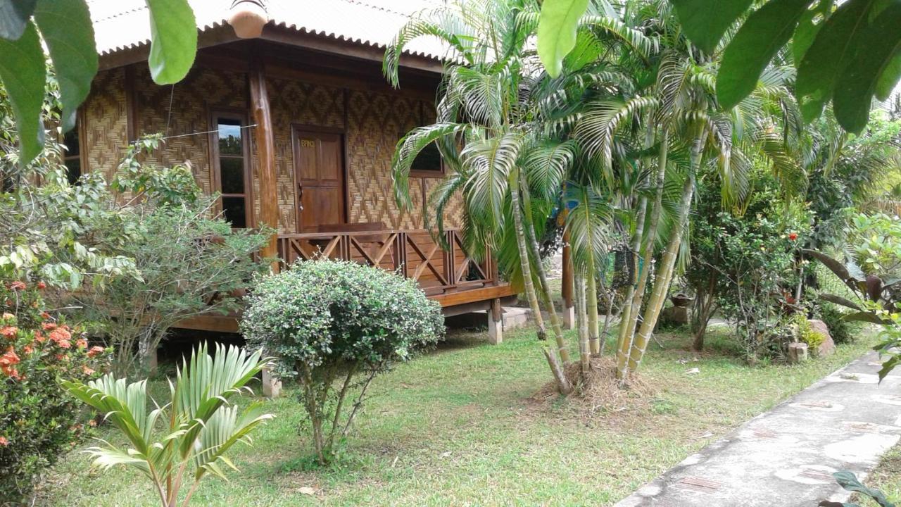 Ban Ban Bangalow Koh Jum Esterno foto