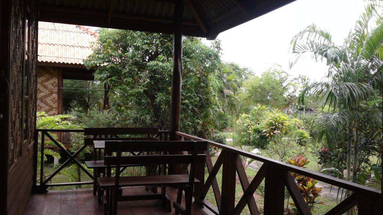 Ban Ban Bangalow Koh Jum Esterno foto