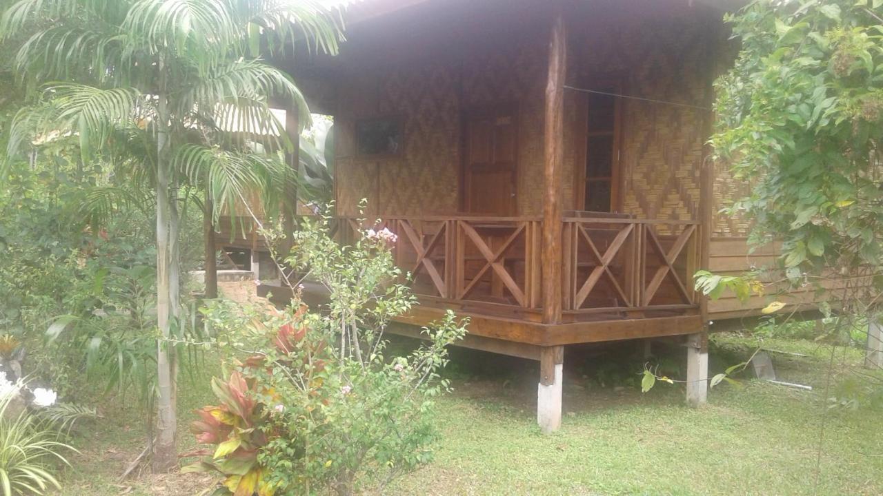 Ban Ban Bangalow Koh Jum Esterno foto